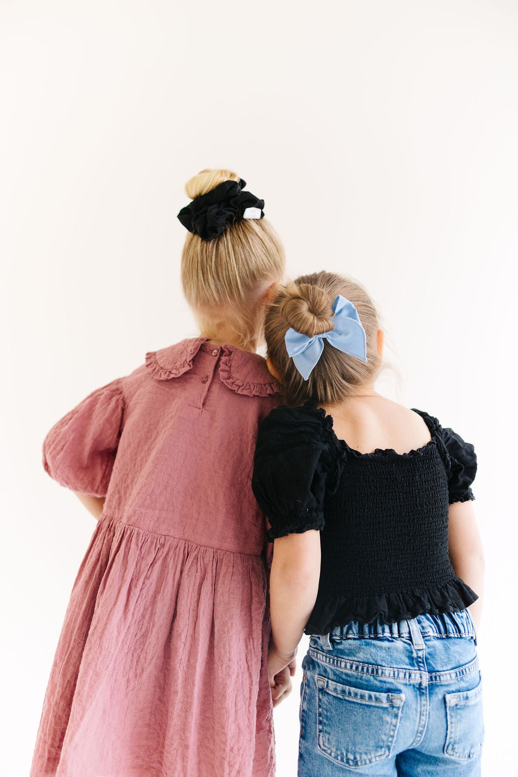 Black Solid Small Bow
